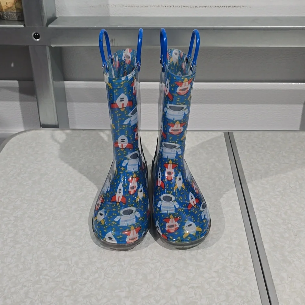 Astronaut and Rocket Rubbber‎ Light Up Boots Size 1